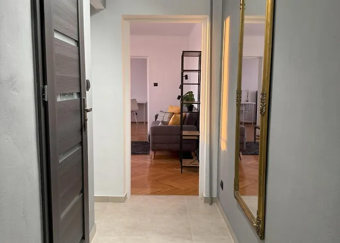 Off Piotrkowska District